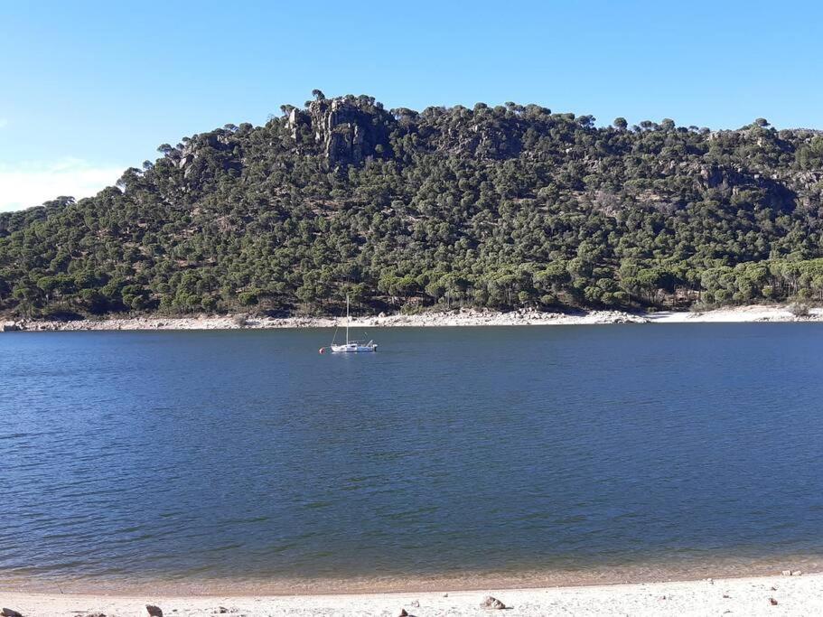 Acogedor Apartamento Con Bellas Vistas Al Embalse San Martin de Valdeiglesias Exterior photo